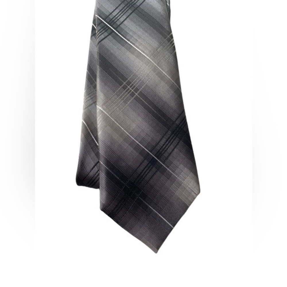 Van Heusen men’s grey and white vertical silk tie